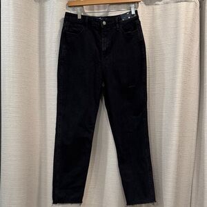 NWT Hollister Women's Black Ultra High Rise-Rise Mom Jean Size 5R/ 27W